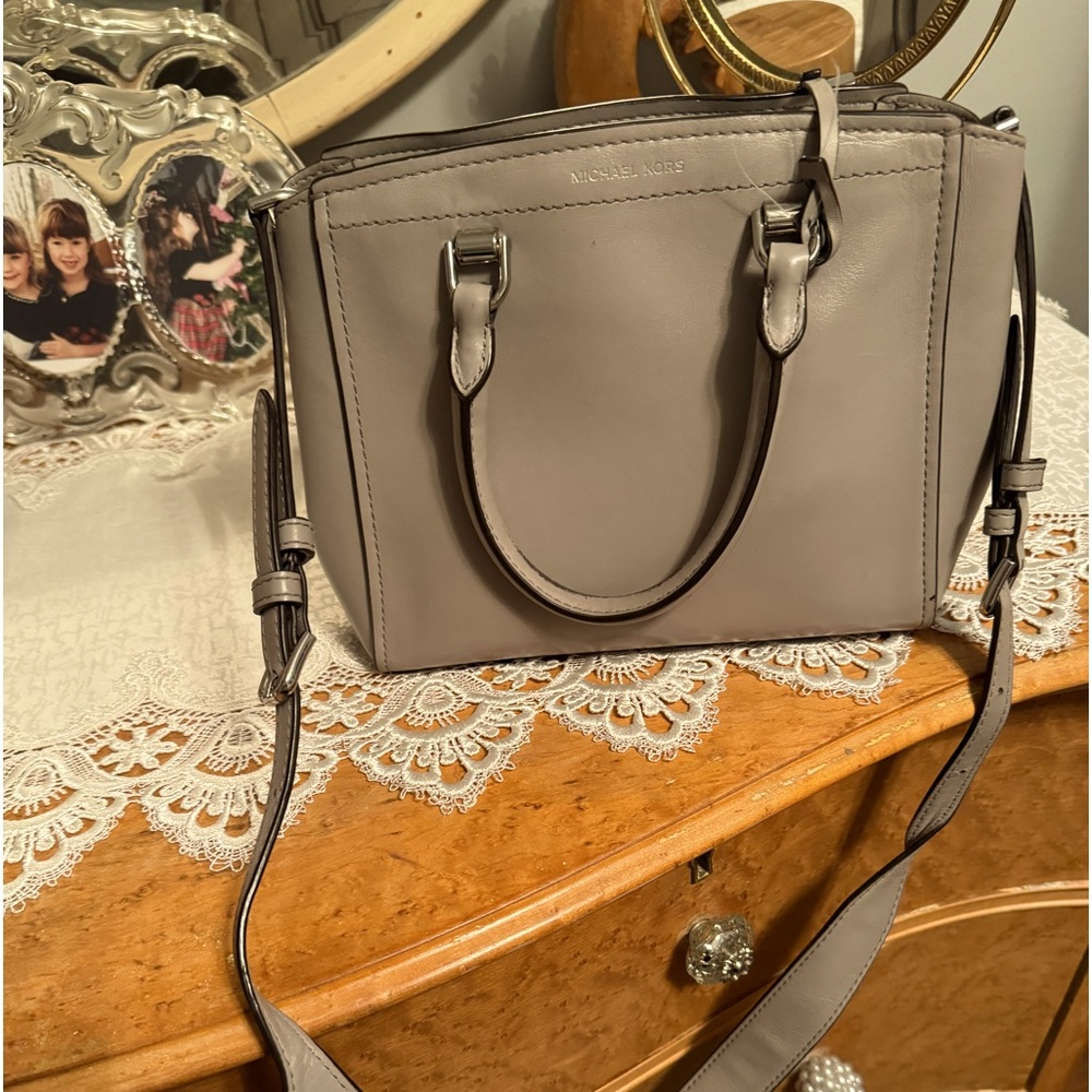 Michael Kors soft gray leather purse